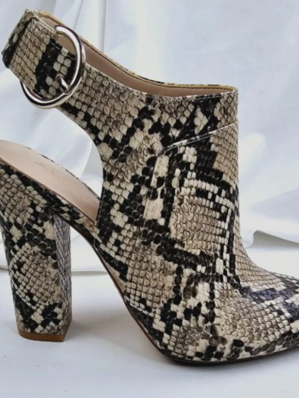 Snake-Print Pointed Toe Block Heel Booties -7.5 - Picture 3 of 10